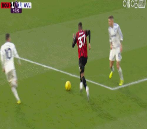 齐麟空中强,一臂悬空扣,篮震撼观众,博鱼体育集团,博鱼体育游戏,博鱼体育集团,博鱼体育官网,博鱼体育